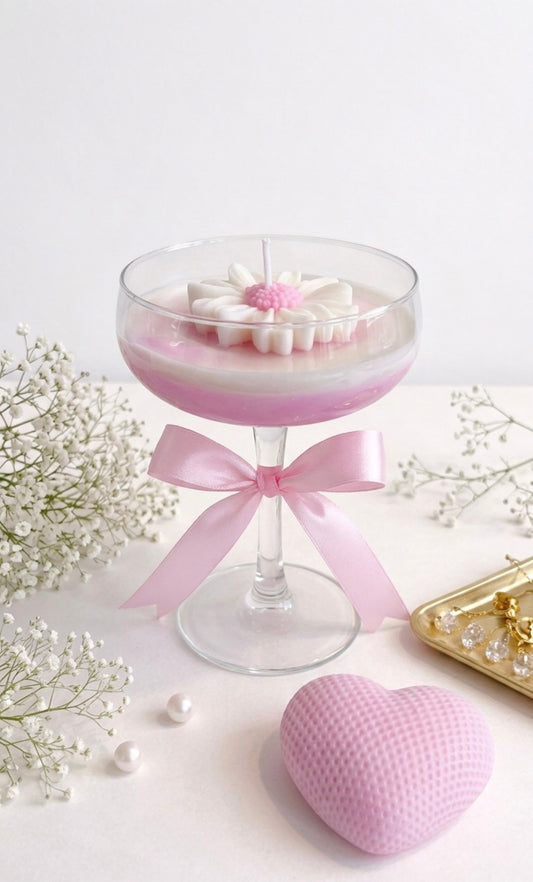 Daisy Coupe Glass Candle
